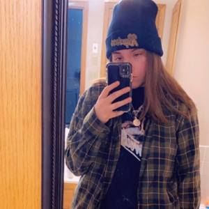 Meet your Posher, Jade